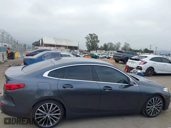 2021 BMW 2 Series 228i xDrive z VIN WBA73AK02M7H54202, wystawiony jako IAAI lot #42174722 z przebiegiem 44 109 mil mil oraz . Historia ofert i sprzedaży dostępna na DreamBid. Obrazek 13.
