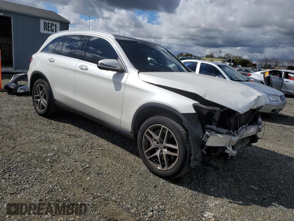 2018 Mercedes-Benz GLC with VIN WDC0G4KB8JV070619, listed as a Copart auction lot 48543395 with 125,689 mi miles and Salvage Title. Bid and sale history available at carsss.com. Image 4.