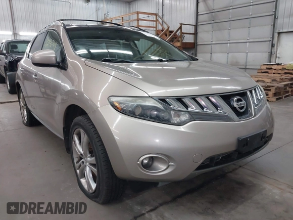 2009 Nissan Murano S with VIN JN8AZ18WX9W131685, listed as a IAAI auction lot 42130741 with 175,289 mi miles and . Bid and sale history available at carsss.com. Image 1.