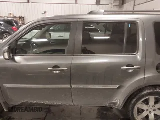 2012 Honda Pilot Touring with VIN 5FNYF4H98CB030879, listed as a IAAI auction lot 41619003 with 201,131 mi miles. Bid and sale history available at carsss.com. Image 14.
