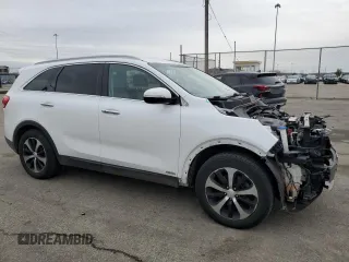 2017 Kia Sorento EX with VIN 5XYPHDA1XHG241785, listed as a Copart auction lot 82762644 with 150,292 mi miles and Salvage Title. Bid and sale history available at carsss.com. Image 4.
