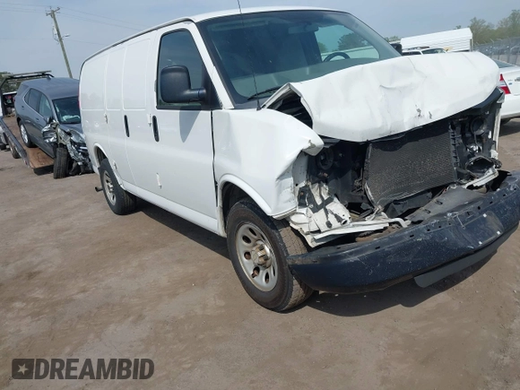 2013 Chevrolet Express Cargo Van with VIN 1GCSGAFX8D1118666, listed as a IAAI auction lot 42017323 with 341,443 mi miles. Bid and sale history available at carsss.com. Image 1.