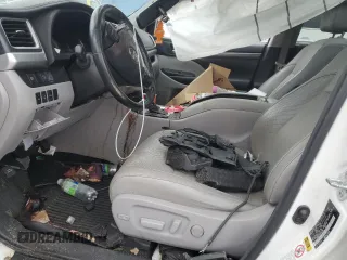 2017 Toyota Highlander Hybrid Limited with VIN 5TDDGRFH4HS024695, listed as a Copart auction lot 80856074 with Not provided miles and Non repairable. Bid and sale history available at DreamBid. Image 7.