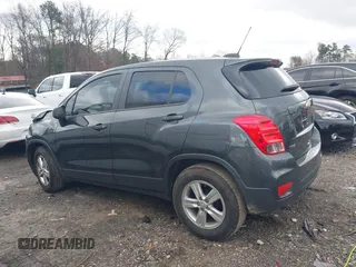 2020 Chevrolet Trax LS with VIN 3GNCJKSB3LL185308, listed as a IAAI auction lot 41206228 with 59,206 mi miles. Bid and sale history available at carsss.com. Image 14.