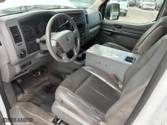 2018 Nissan NV Cargo S with VIN 1N6BF0KM8JN817094, listed as a Copart auction lot 73167034 with 188,235 mi miles and Clean Title. Bid and sale history available at carsss.com. Image 9.