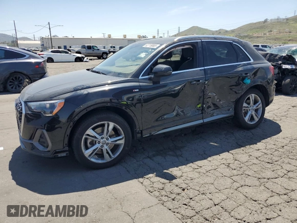2020 Audi Q3 S line Premium z VIN WA1DECF35L1117748, wystawiony jako Copart lot #52718865 z przebiegiem 33 846 mil mil oraz Czysty tytuł • Clean title. Historia ofert i sprzedaży dostępna na DreamBid. Obrazek 1.