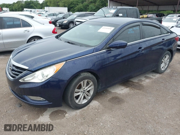 2013 Hyundai Sonata GLS with VIN 5NPEB4AC9DH781979, listed as a IAAI auction lot 42195958 with 138,628 mi miles and . Bid and sale history available at carsss.com. Image 2.