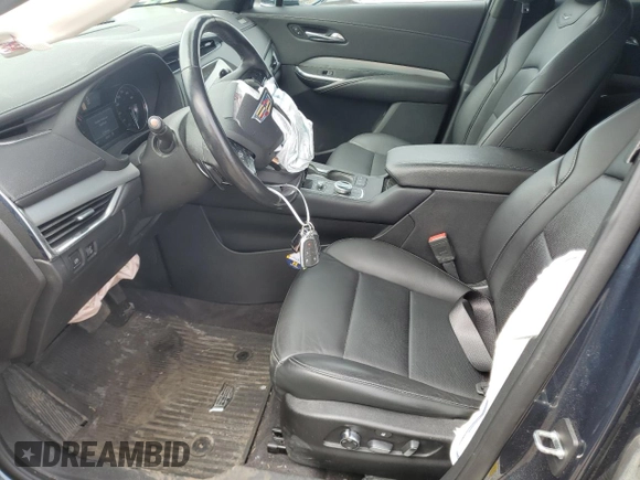 2020 Cadillac XT4 AWD Premium Luxury z VIN 1GYFZDR46LF017880, wystawiony jako Copart lot #51617765 z przebiegiem 42 325 mil mil oraz Czysty tytuł • Clean title. Historia ofert i sprzedaży dostępna na DreamBid. Obrazek 7.