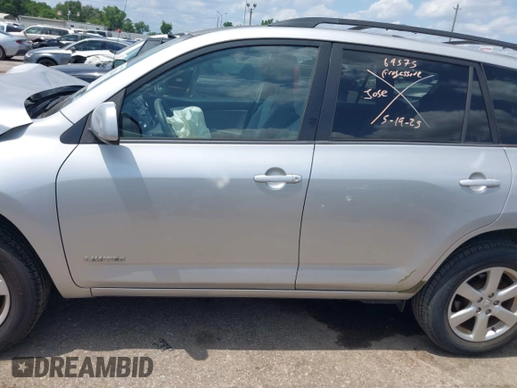 2007 Toyota RAV4 Limited with VIN JTMZK31V276009254, listed as a IAAI auction lot 42382544 with 80,301 mi miles and . Bid and sale history available at DreamBid. Image 14.