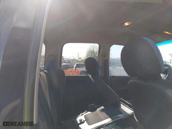 2005 Dodge Ram 1500 SLT with VIN 1D7HA18D45S281797, listed as a IAAI auction lot 42039050 with 208,245 mi miles. Bid and sale history available at carsss.com. Image 8.