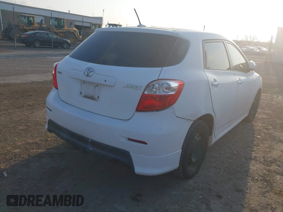 2010 Toyota Matrix with VIN 2T1KU4EE5AC369470, listed as a IAAI auction lot 41928014 with 185,048 mi miles. Bid and sale history available at carsss.com. Image 4.