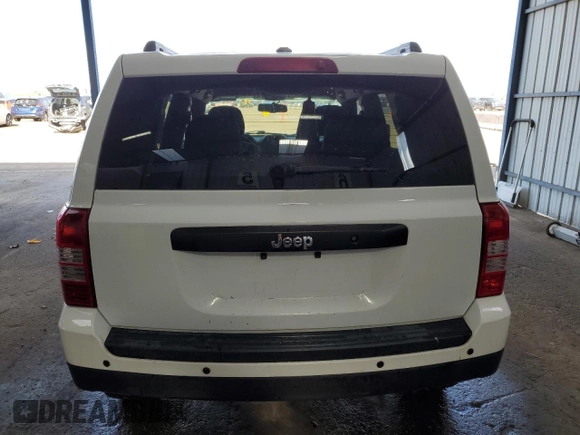 2017 Jeep Patriot Sport z VIN 1C4NJPBB0HD208815, wystawiony jako Copart lot #57531115 z przebiegiem 96 592 mil mil oraz Czysty tytuł • Clean title. Historia ofert i sprzedaży dostępna na DreamBid. Obrazek 6.