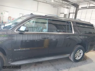 2015 Chevrolet Suburban LT with VIN 1GNSKJKC5FR264018, listed as a IAAI auction lot 42056645 with 194,479 mi miles. Bid and sale history available at carsss.com. Image 14.