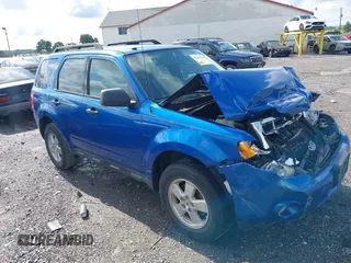 2012 Ford Escape XLT с VIN 1FMCU0D7XCKC75050, выставлен на аукционе IAAI как лот 42461069 с пробегом 118 388 миль миль и . История ставок и продаж доступна на DreamBid. Изображение 1.