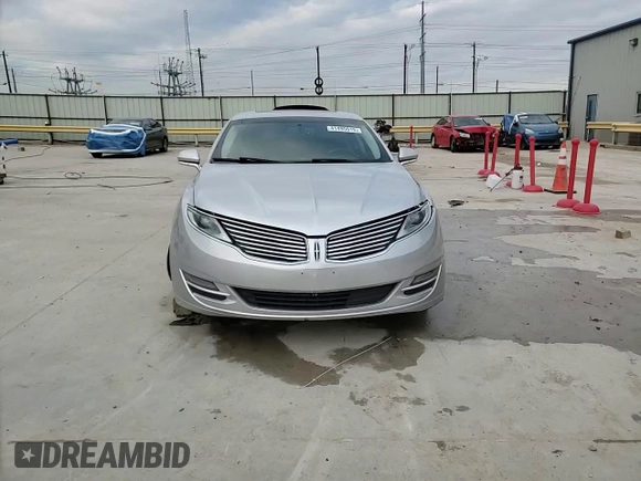 2016 Lincoln MKZ with VIN 3LN6L2G92GR621649, listed as a Copart auction lot 41495015 with 143,174 mi miles and Salvage Title. Bid and sale history available at carsss.com. Image 14.