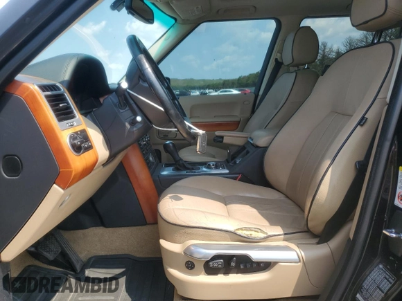 2008 Land Rover Range Rover HSE with VIN SALME15428A295363, listed as a Copart auction lot 59845715 with 157,499 mi miles and Clean title. Bid and sale history available at DreamBid. Image 7.