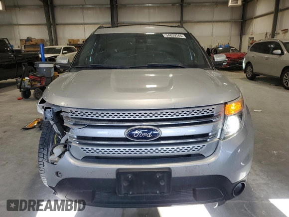 2015 Ford Explorer Limited z VIN 1FM5K8F8XFGA30808, wystawiony jako Copart lot #54839745 z przebiegiem 157 198 mil mil oraz Szkoda całkowita • Salvage title. Historia ofert i sprzedaży dostępna na DreamBid. Obrazek 5.