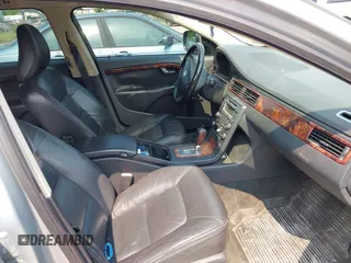 2008 Volvo XC70 with VIN YV4BZ982881037826, listed as a IAAI auction lot 42408049 with 197,138 mi miles and . Bid and sale history available at DreamBid. Image 5.
