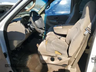 2000 Ford F-150 XL with VIN 1FTRX17W0YNA69594, listed as a Copart auction lot 46800035 with Not provided miles and Non repairable. Bid and sale history available at DreamBid. Image 7.