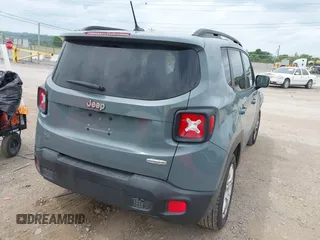 2017 Jeep Renegade Latitude z VIN ZACCJABB4HPF52900, wystawiony jako IAAI lot #42240340 z przebiegiem 110 658 mil mil oraz . Historia ofert i sprzedaży dostępna na DreamBid. Obrazek 4.
