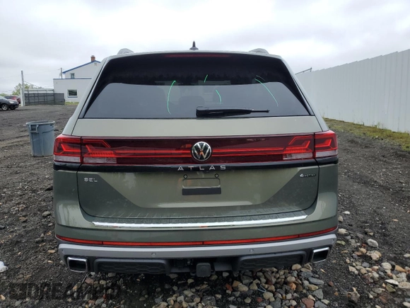 2024 Volkswagen Atlas Peak Edition SEL with VIN 1V2GR2CA0RC544299, listed as a Copart auction lot 52903134 with Not provided miles and Salvage title. Bid and sale history available at DreamBid. Image 6.