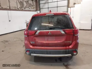 2017 Mitsubishi Outlander SE with VIN JA4AD3A34HZ022619, listed as a IAAI auction lot 41338062 with 181,844 mi miles. Bid and sale history available at carsss.com. Image 16.