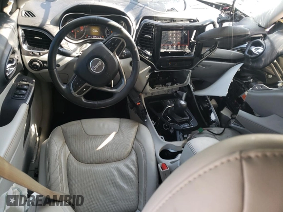 2019 Jeep Cherokee Limited с VIN 1C4PJLDB4KD190616, выставлен на аукционе Copart как лот 56880795 с пробегом 170 826 миль миль и Списание • Salvage title. История ставок и продаж доступна на DreamBid. Изображение 8.