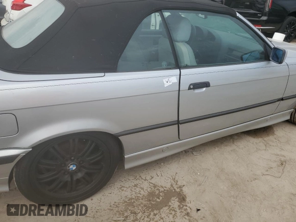1998 BMW 3 Series 323ic with VIN WBABJ7328WEA17071, listed as a Copart auction lot 75089004 with 0 mi miles and Non Repairable. Bid and sale history available at carsss.com. Image 12.