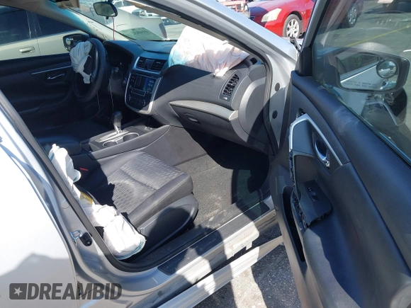 2018 Nissan Altima SV with VIN 1N4AL3AP9JC123018, listed as a IAAI auction lot 41483210 with 93,388 mi miles and . Bid and sale history available at carsss.com. Image 5.