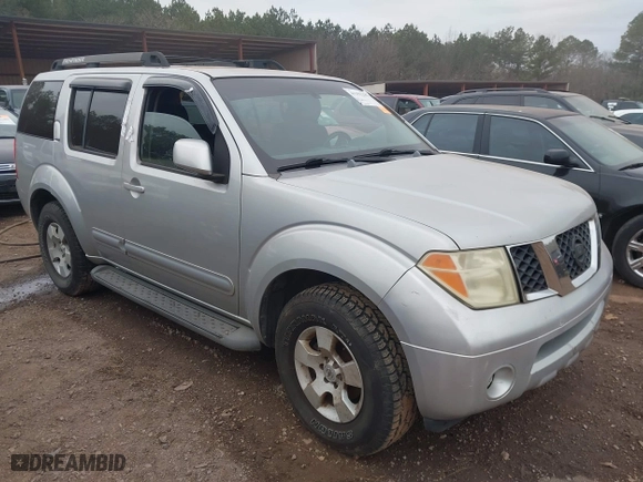 2006 Nissan Pathfinder SE with VIN 5N1AR18UX6C633759, listed as a IAAI auction lot 41392283 with 254,335 mi miles. Bid and sale history available at carsss.com. Image 1.
