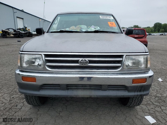 1996 Toyota T100 DX with VIN JT4UN22D1T0019000, listed as a Copart auction lot 55930744 with 253,849 mi miles and Salvage Title. Bid and sale history available at carsss.com. Image 5.