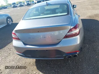 2023 Genesis G70 2.0T z VIN KMTG34TA3PU131624, wystawiony jako IAAI lot #42286678 z przebiegiem 35 010 mil mil oraz . Historia ofert i sprzedaży dostępna na DreamBid. Obrazek 16.