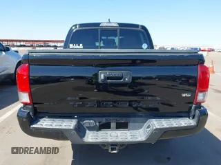 2016 Toyota Tacoma SR with VIN 3TMCZ5AN3GM019210, listed as a IAAI auction lot 42003617 with 171,581 mi miles. Bid and sale history available at carsss.com. Image 6.