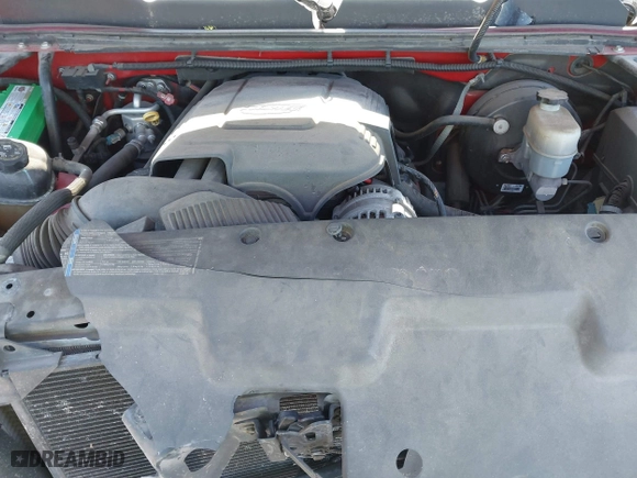 2007 Chevrolet Silverado 1500 LT w/1LT with VIN 2GCEC13C971720713, listed as a IAAI auction lot 41631983 with 111,020 mi miles. Bid and sale history available at carsss.com. Image 10.