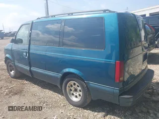 2000 Chevrolet Astro z VIN 1GNDM19W6YB120816, wystawiony jako IAAI lot #42209943 z przebiegiem 370 919 mil mil oraz . Historia ofert i sprzedaży dostępna na DreamBid. Obrazek 3.