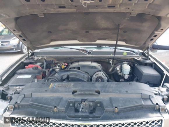 2008 Chevrolet Tahoe LTZ with VIN 1GNFK13038J229923, listed as a IAAI auction lot 42603414 with 187,981 mi miles and . Bid and sale history available at DreamBid. Image 10.