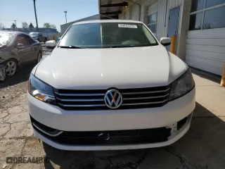 2014 Volkswagen Passat SE w/Sunroof with VIN 1VWBS7A32EC111673, listed as a Copart auction lot 54444255 with 146,068 mi miles and Clean Title. Bid and sale history available at carsss.com. Image 5.