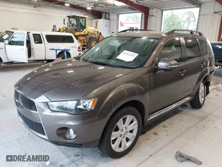 2013 Mitsubishi Outlander SE with VIN JA4AS3AW3DU012736, listed as a IAAI auction lot 41363183 with 83,677 mi miles. Bid and sale history available at carsss.com. Image 17.