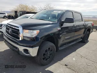 2013 Toyota Tundra z VIN 5TFDW5F17DX307031, wystawiony jako Copart lot #49740825 z przebiegiem 113 917 mil mil oraz Szkoda całkowita • Salvage title. Historia ofert i sprzedaży dostępna na DreamBid. Obrazek 1.