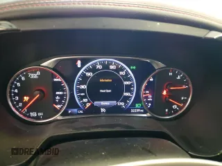 2019 Chevrolet Blazer RS with VIN 3GNKBJRS1KS662752, listed as a Copart auction lot 53801715 with 32,239 mi miles and Salvage Title. Bid and sale history available at DreamBid. Image 9.