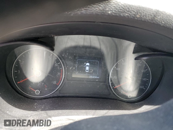 2016 Kia Optima LX z VIN 5XXGT4L33GG070751, wystawiony jako Copart lot #55944535 z przebiegiem 191 694 mil mil oraz Szkoda całkowita • Salvage title. Historia ofert i sprzedaży dostępna na DreamBid. Obrazek 9.