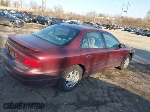 2001 Buick Regal LS with VIN 2G4WB52K611208773, listed as a IAAI auction lot 41437424 with 115,912 mi miles. Bid and sale history available at carsss.com. Image 4.