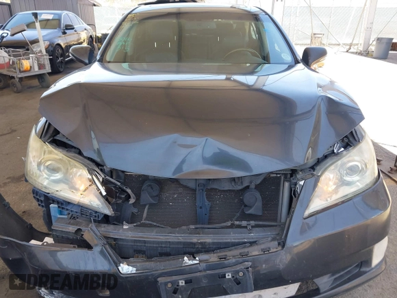 2011 Lexus ES 330 with VIN JTHBK1EG9B2459550, listed as a IAAI auction lot 42244227 with 151,120 mi miles and . Bid and sale history available at DreamBid. Image 13.
