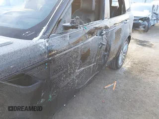 2016 Land Rover Range Rover Sport HSE with VIN SALWR2KF2GA642732, listed as a IAAI auction lot 41455269 with 88,776 mi miles and . Bid and sale history available at DreamBid. Image 6.