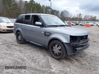 2013 Land Rover Range Rover Sport HSE LUX with VIN SALSK2D44DA779567, listed as a IAAI auction lot 41700146 with 139,977 mi miles. Bid and sale history available at carsss.com. Image 1.