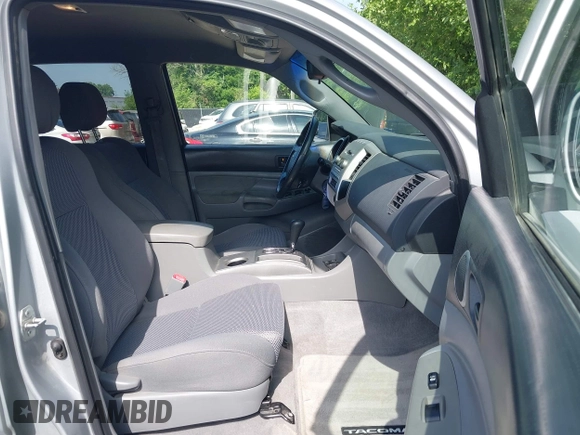 2005 Toyota Tacoma with VIN 5TELU42N45Z137094, listed as a IAAI auction lot 42585551 with 331,546 mi miles and . Bid and sale history available at DreamBid. Image 5.