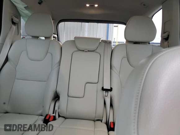 2022 Volvo XC90 Momentum with VIN YV4102CK7N1834777, listed as a Copart auction lot 85978694 with 67,136 mi miles and Salvage Title. Bid and sale history available at DreamBid. Image 10.