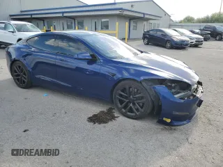 2021 Tesla Model S Long Range z VIN 5YJSA1E52MF437103, wystawiony jako Copart lot #55533515 z przebiegiem 59 015 mil mil oraz Szkoda całkowita • Salvage title. Historia ofert i sprzedaży dostępna na DreamBid. Obrazek 4.