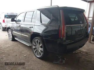 2017 Cadillac Escalade Luxury with VIN 1GYS4BKJ7HR201264, listed as a IAAI auction lot 41833359 with 187,107 mi miles. Bid and sale history available at carsss.com. Image 3.