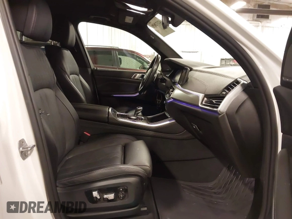 2020 BMW X5 xDrive40i with VIN 5UXCR6C01LLL66648, listed as a IAAI auction lot 42372631 with 59,770 mi miles and . Bid and sale history available at DreamBid. Image 5.